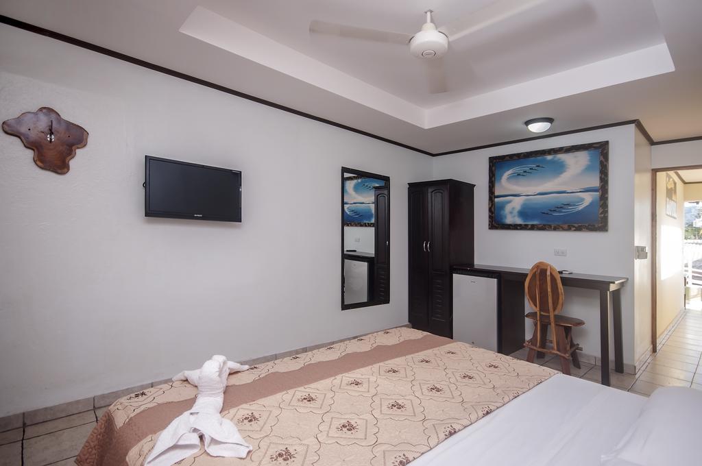 Cadillac Rock Beach Hotel Jaco Bilik gambar