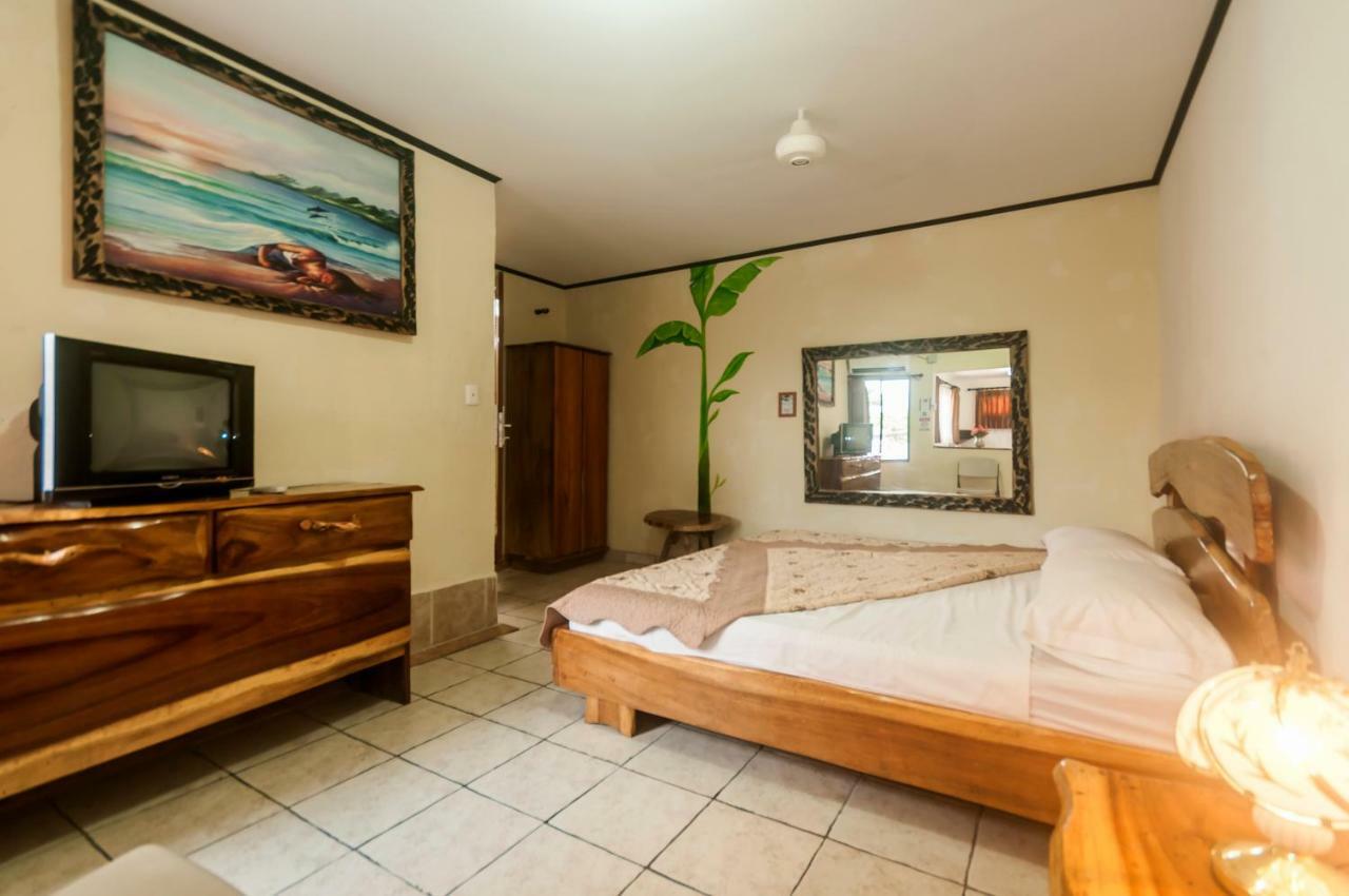 Cadillac Rock Beach Hotel Jaco Luaran gambar